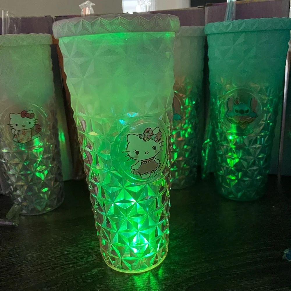Tumblers - Picture 4 of 14